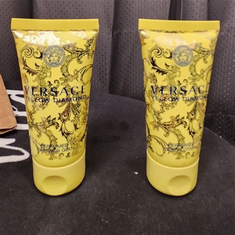 versace yellow diamond easy cosmetics|versace yellow diamond body wash.